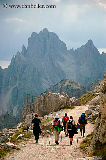 tre_cime_di_lavaredo-hikers-6.jpg