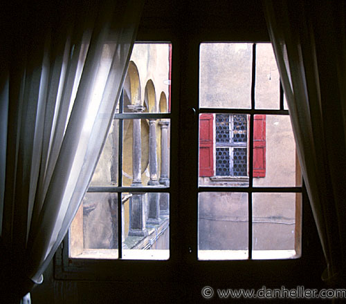 window08.jpg