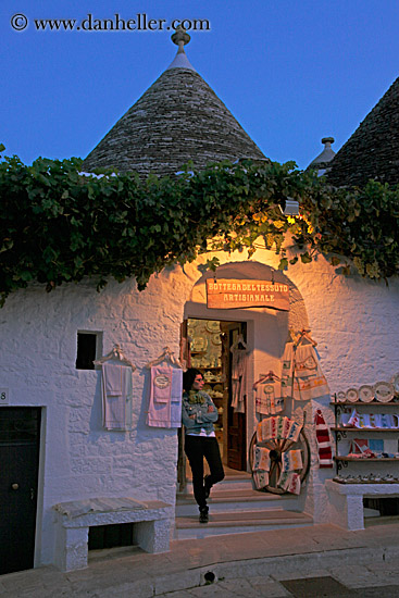 trulli-storefront-06.jpg