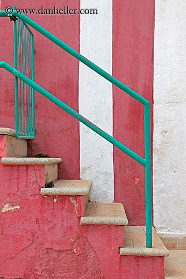 red-n-green-stairs.jpg