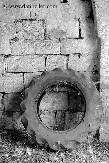 tire-n-stone-blocks-bw.jpg