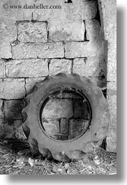 images/Europe/Italy/Puglia/Alberobello/Misc/tire-n-stone-blocks-bw.jpg