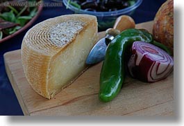 images/Europe/Italy/Puglia/Food/Cheese/cheese-n-onion-2.jpg