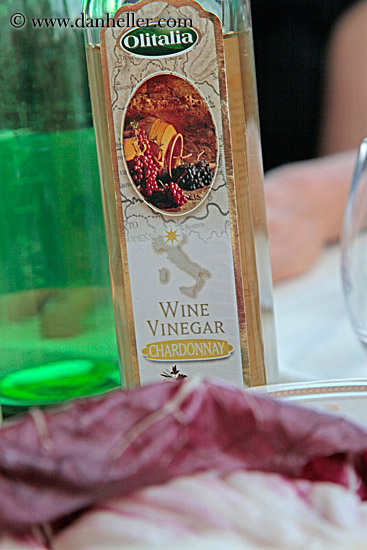 white-vinegar.jpg