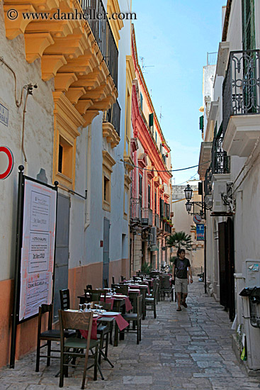 narrow-alley-w-restaurant-tables.jpg