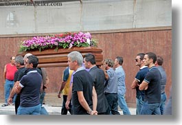 images/Europe/Italy/Puglia/Gallipoli/People/funeral-procession-3.jpg