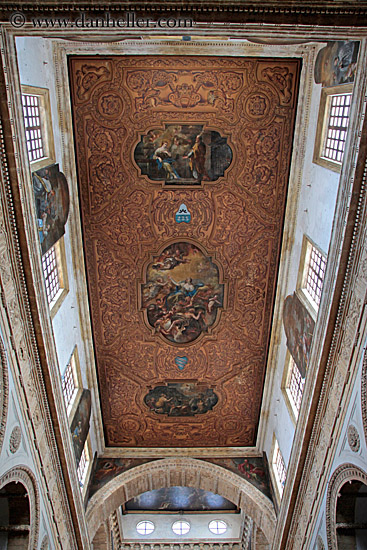 cathedral-ceiling-1.jpg