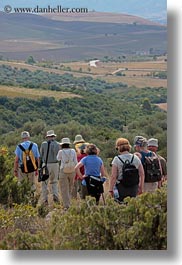 images/Europe/Italy/Puglia/Matera/Hiking/hiking-in-matera-hills-10.jpg