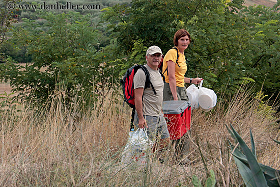 pepe-n-ellen-carrying-cooler.jpg