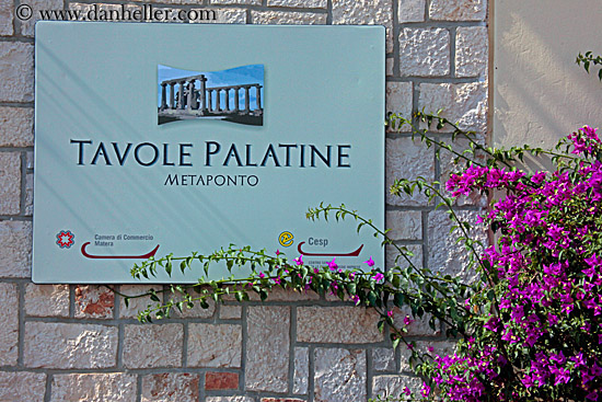 tavole-palatine-sign.jpg