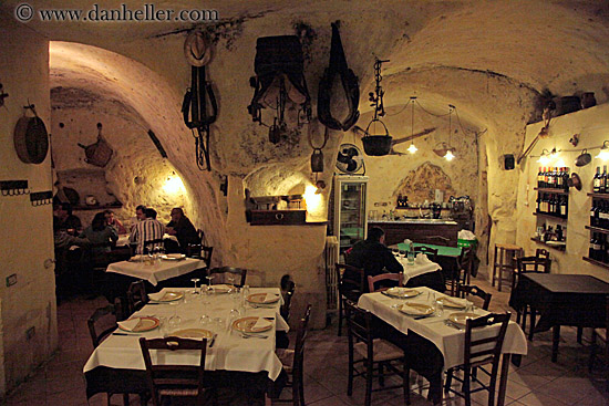 la_talpa-restaurant-5.jpg