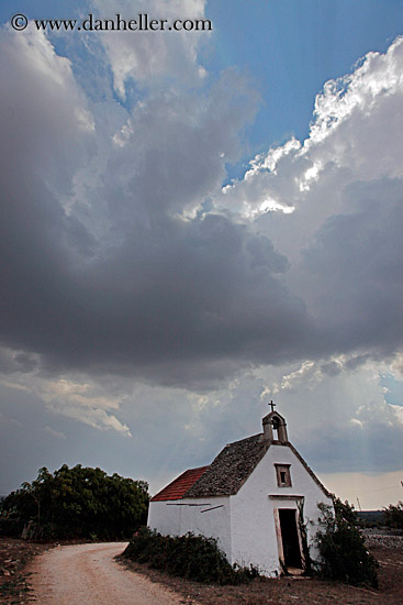 small-church-n-clouds-01.jpg