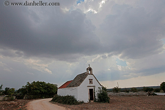 small-church-n-clouds-02.jpg