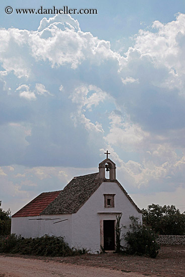 small-church-n-clouds-03.jpg