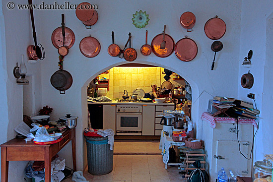 kitchen-1.jpg