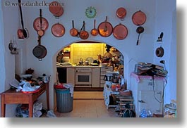 images/Europe/Italy/Puglia/Noci/MasseriaMurgiaAlbanese/House/kitchen-1.jpg