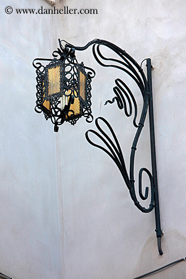 ornate-street_lamp.jpg