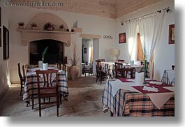 images/Europe/Italy/Puglia/Otranto/BandinoMasseria/dining-room-table-n-fireplace-4.jpg