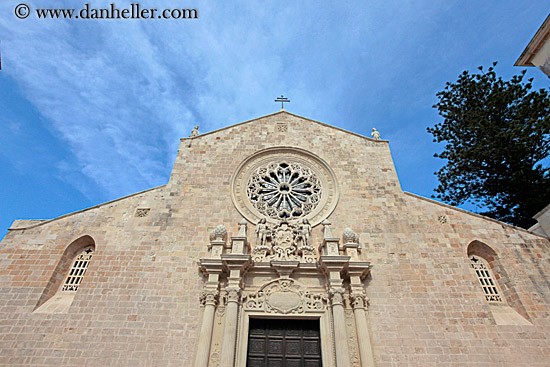 otranto-cathedral-facade.jpg