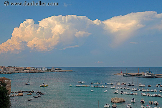 harbor-n-cumulus-clouds-6.jpg