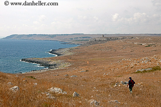 hiking-rocky-coastline-06.jpg