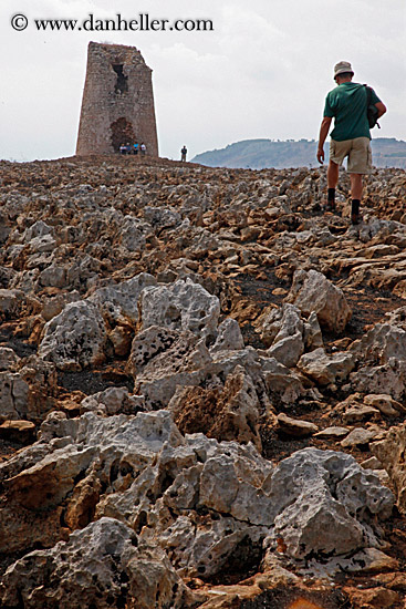 santo-emiliano-watch_tower-1.jpg