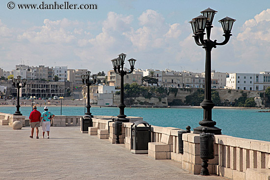 street_lamps-n-couple-walking.jpg