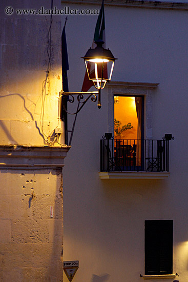 street_lamps-n-dusk-3.jpg