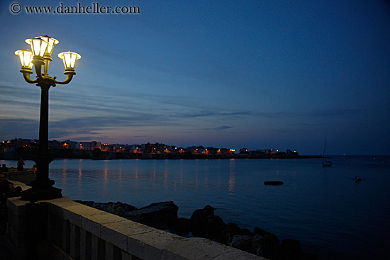 street_lamps-n-dusk-6.jpg