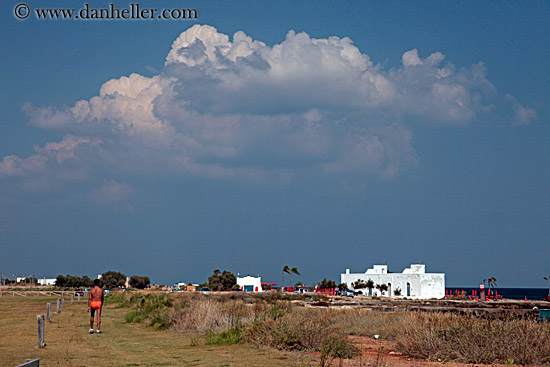 man-n-cumulus-clouds-2.jpg