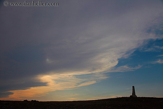 tower-n-clouds-3.jpg