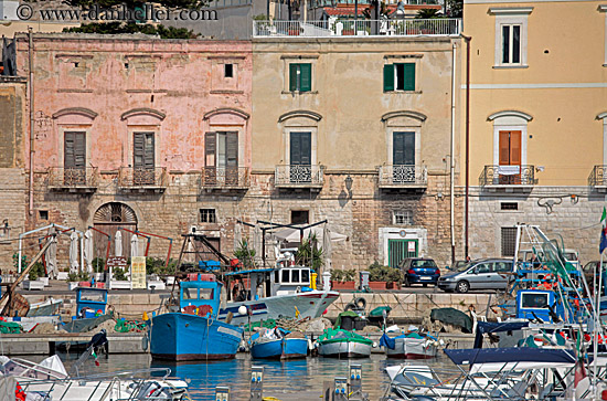 harbor-boats-1.jpg