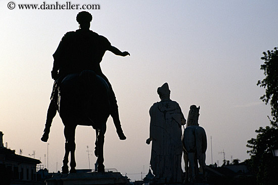 statue-silhouettes.jpg