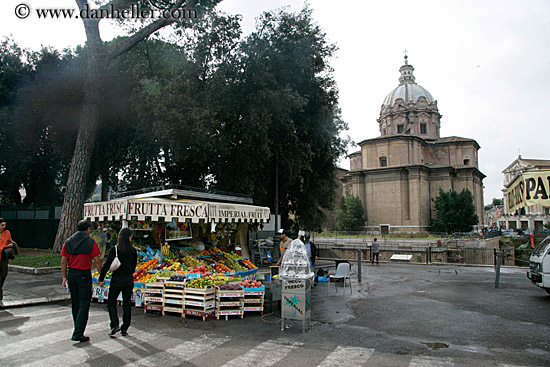 fruit-stand-n-dome.jpg