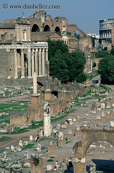 rome-forum-1.jpg