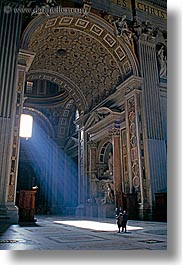 images/Europe/Italy/Rome/Vatican/st_peters-cathedral-sunbeams-3.jpg