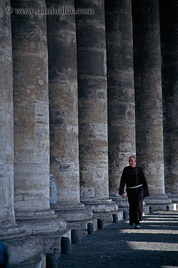 vatican-pillars-2.jpg