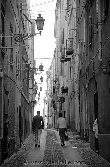 lamp-street-bw.jpg