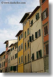 images/Europe/Italy/Tuscany/Florence/Buildings/windows.jpg