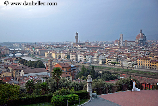 florence-cityscape-bride-n-groom-3.jpg