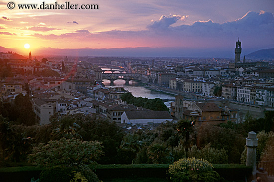 florence-cityscape-sunset-01.jpg