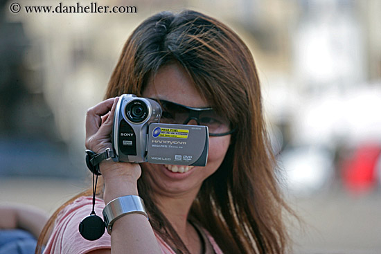 thai-woman-w-video-camera-2.jpg