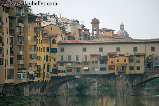 ponte_vecchio--n-arno-river-1.jpg