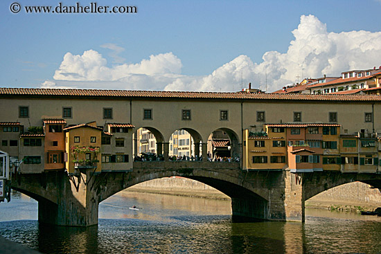 ponte_vecchio--n-arno-river-5.jpg