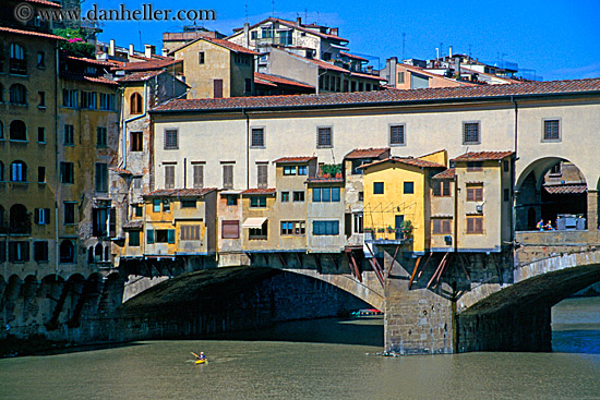 ponte_vecchio--n-arno-river-7.jpg