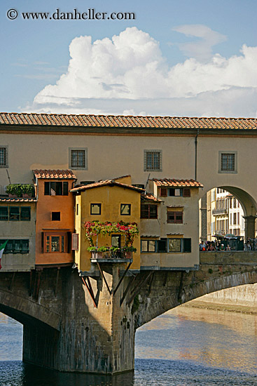 ponte_vecchio-windows-4.jpg