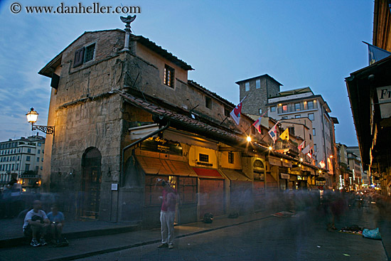 top-of-ponte_vecchio-nite-2.jpg