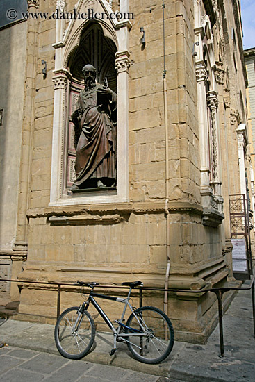 bike-n-statue.jpg