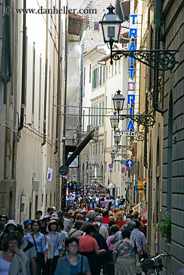 crowded-street.jpg