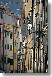 images/Europe/Italy/Tuscany/Florence/Windows/lamp_posts-n-windows-1.jpg